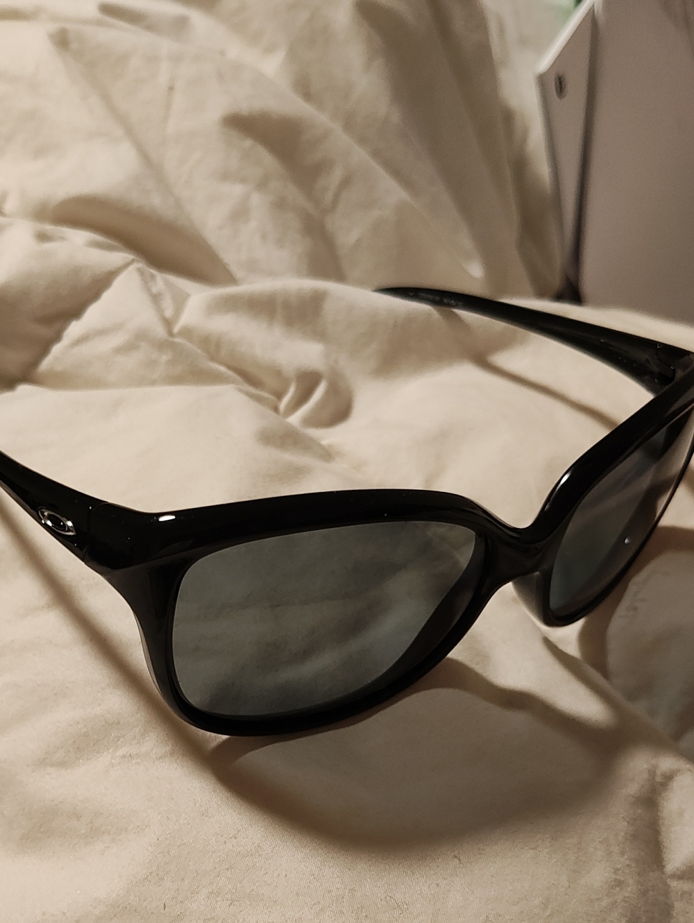 OAKLEY  Pampered Sunglasses NEW Polarized  Polished Blk / Gray Lens, USA - Picture 8 of 10